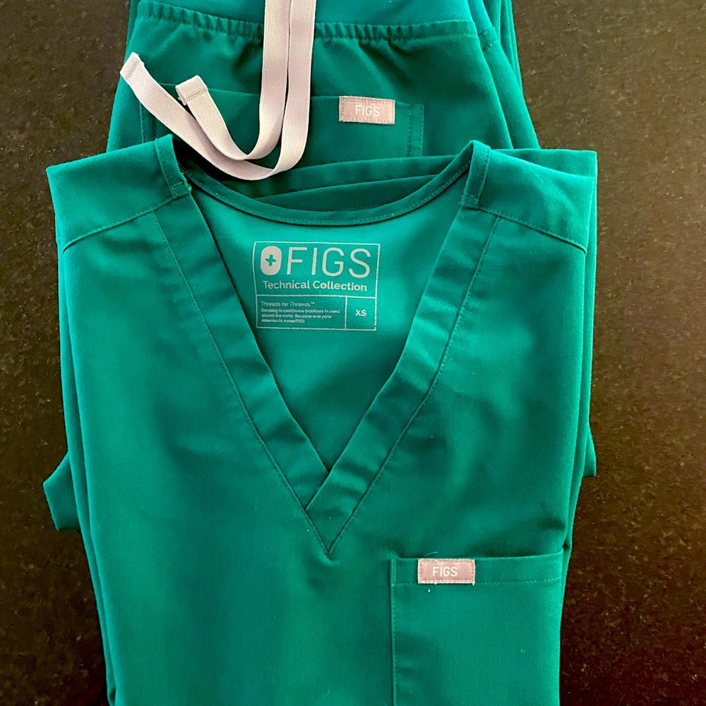FIGS XS